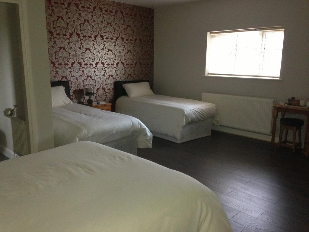 The Norfolk Arms, Chapeltown Hotel Sheffield Room photo